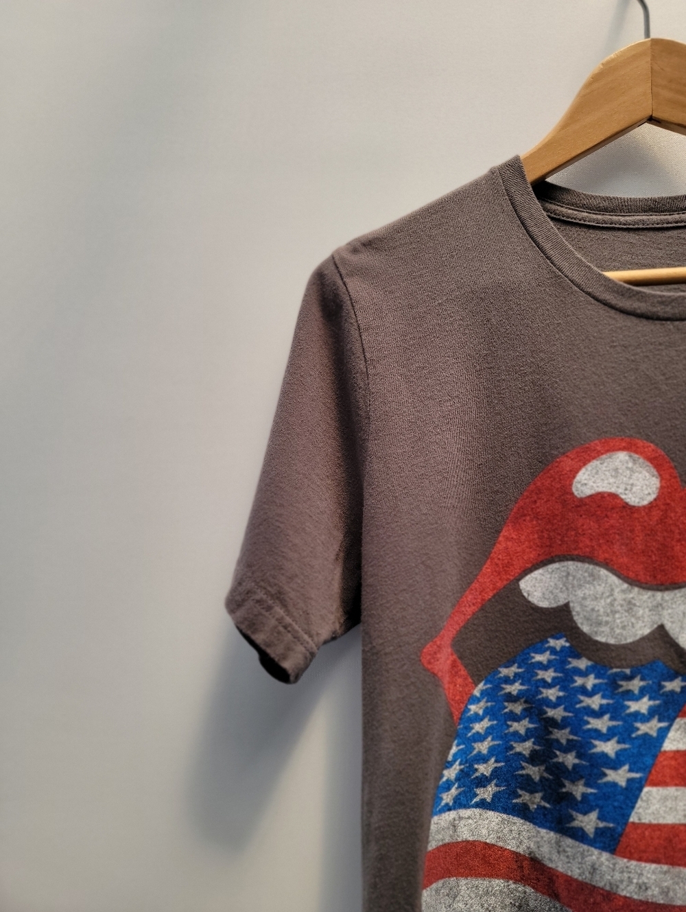 Rolling Stones 2021 No Filter Tour T-Shirt Medium Unisex Gray Flag Festival Boho - Picture 2 of 11
